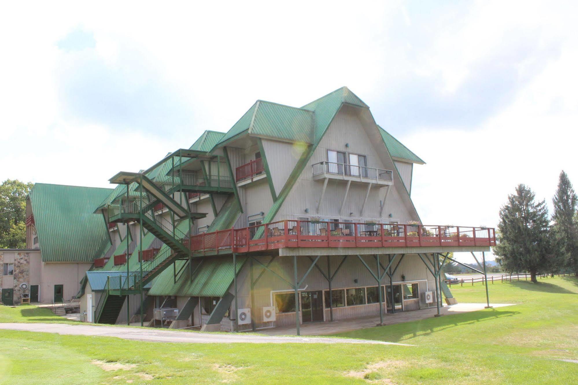 Alpine Lake Resort Terra Alta Экстерьер фото