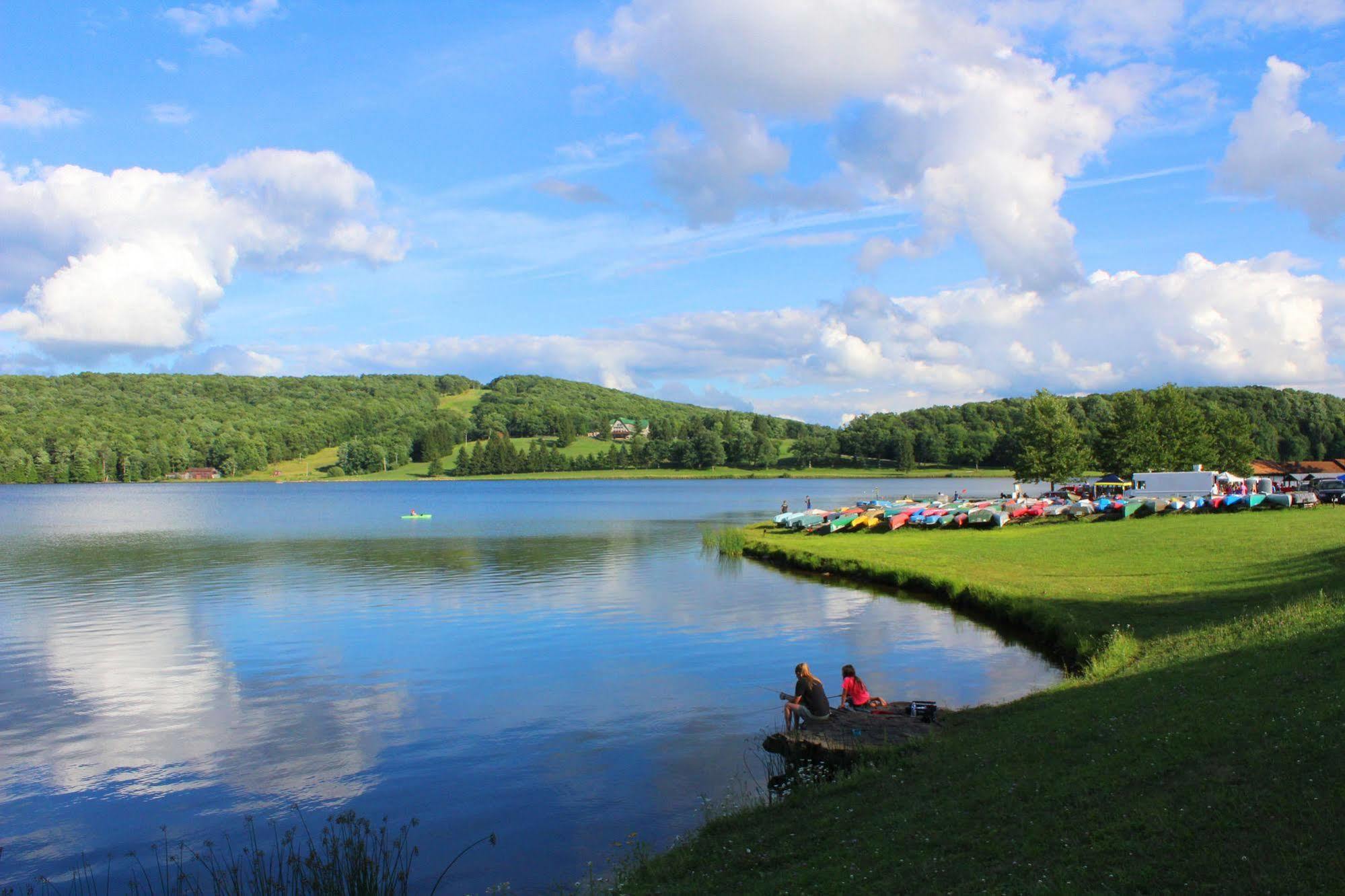 Alpine Lake Resort Terra Alta Экстерьер фото